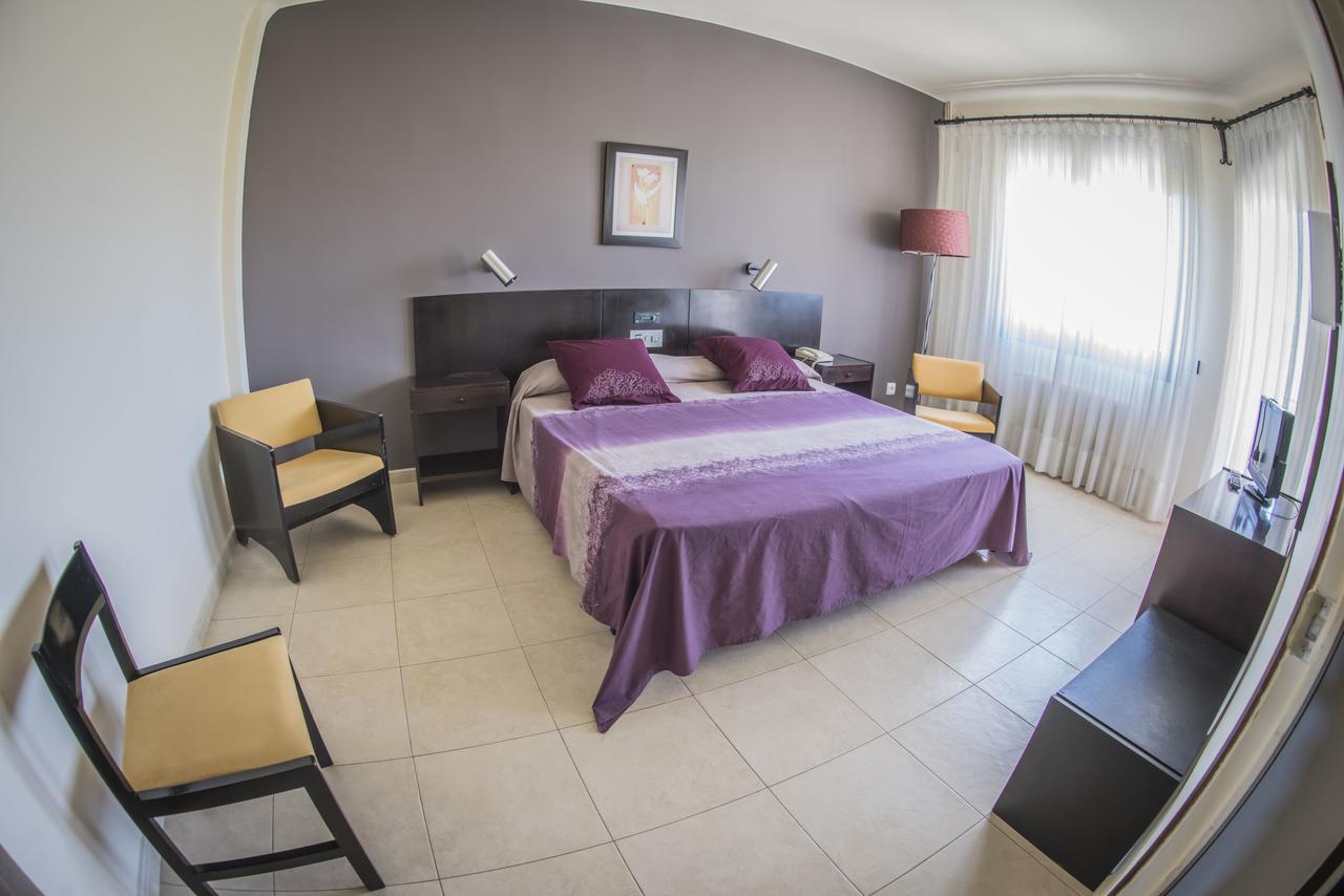 Hotel Gran Sol Solsona Luaran gambar